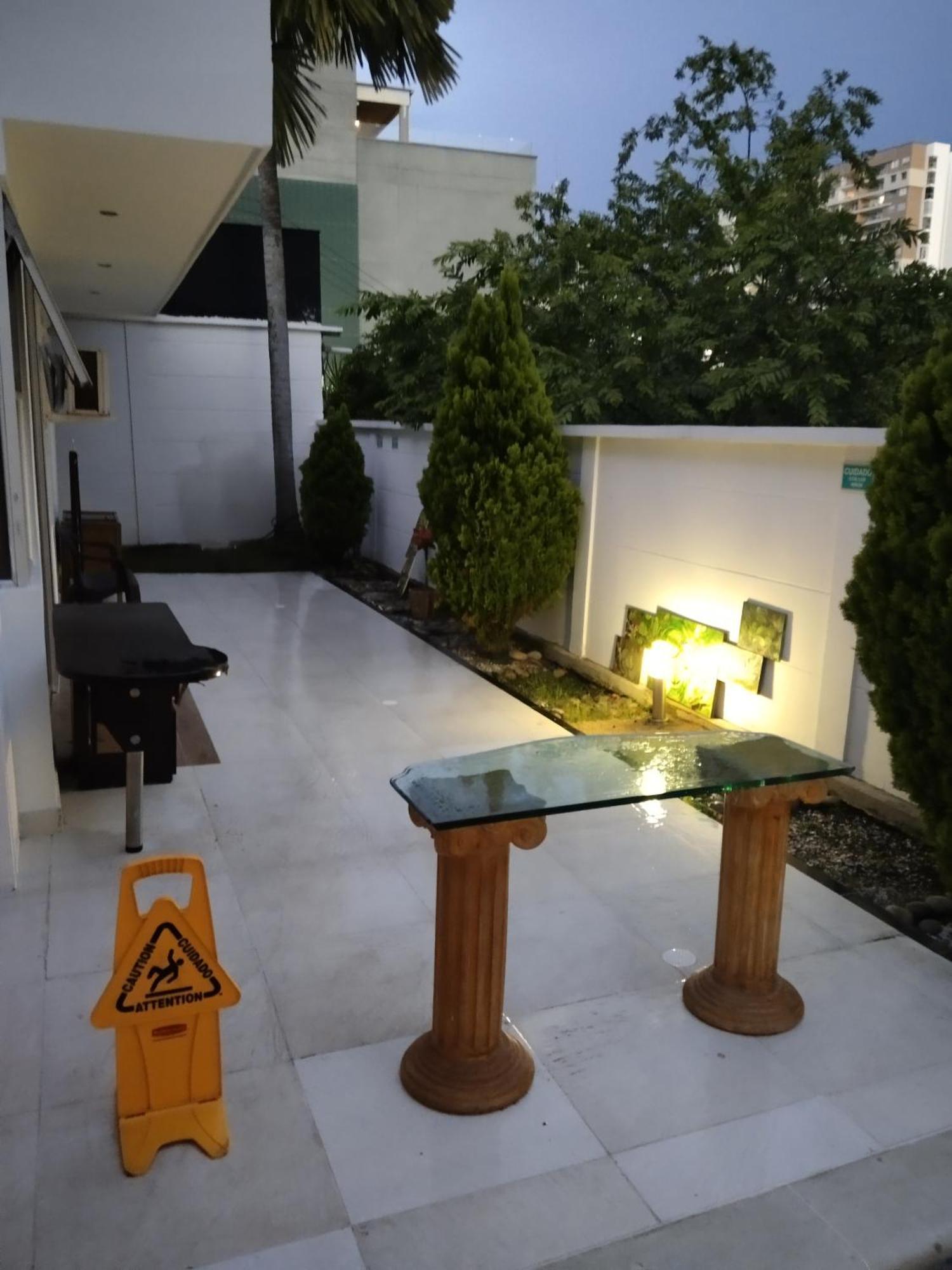 Hotel Premium House Floridablanca Dış mekan fotoğraf